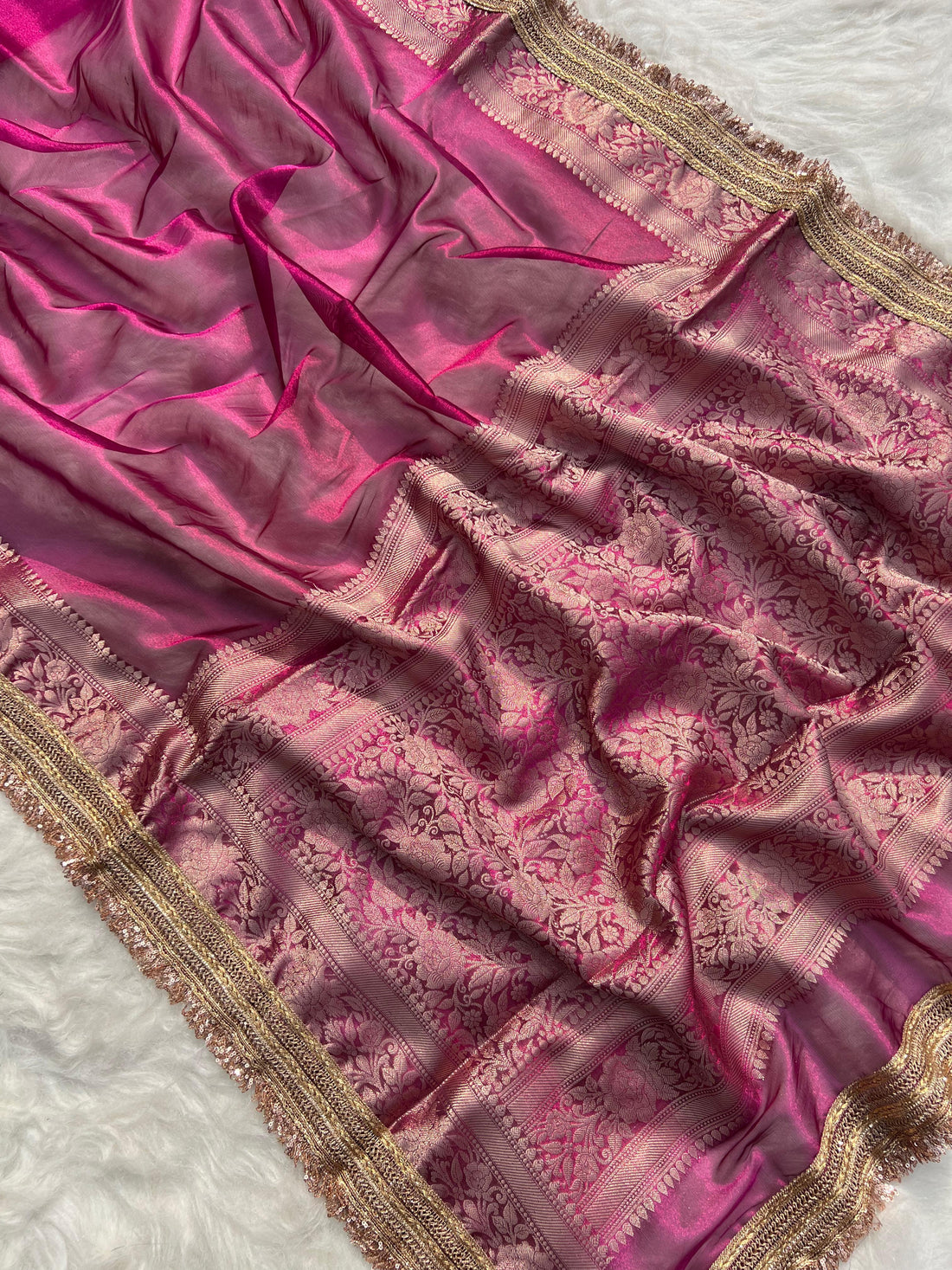 RangDhaaga Jahvni Kapoor Inspired Pink Banarasi Tissue Silk Saree with Rich Pallu and Lacework