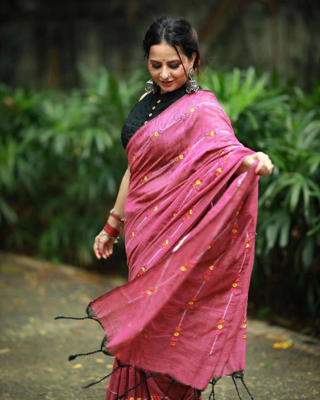 Rangdhaaga purple embroidery cotton saree