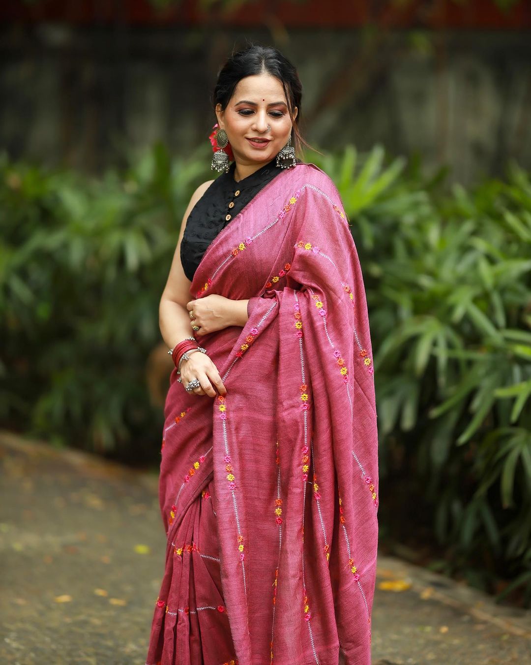 Rangdhaaga purple embroidery cotton saree