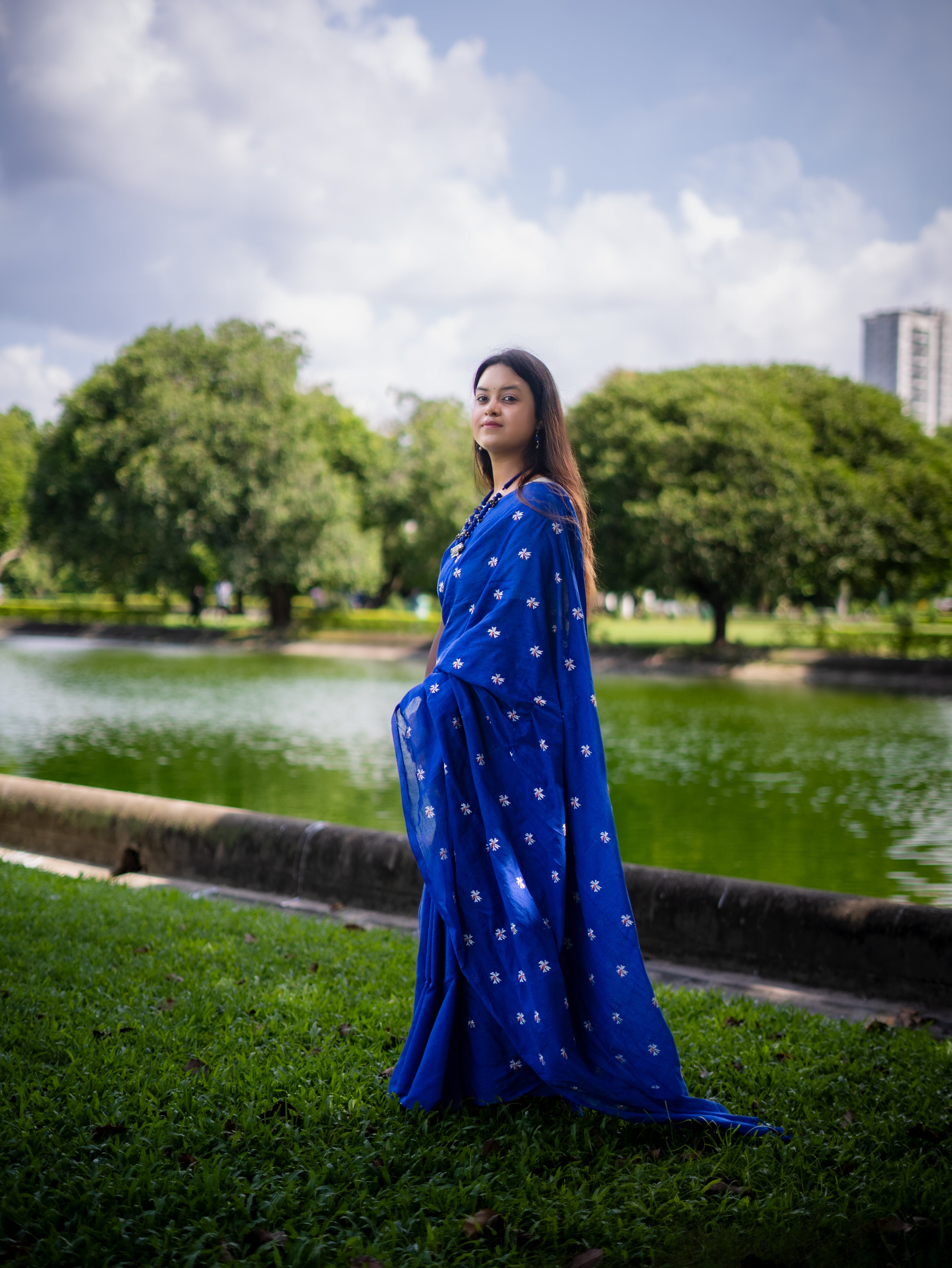 RangDhaaga Royal Blue Embroidery Cotton Saree