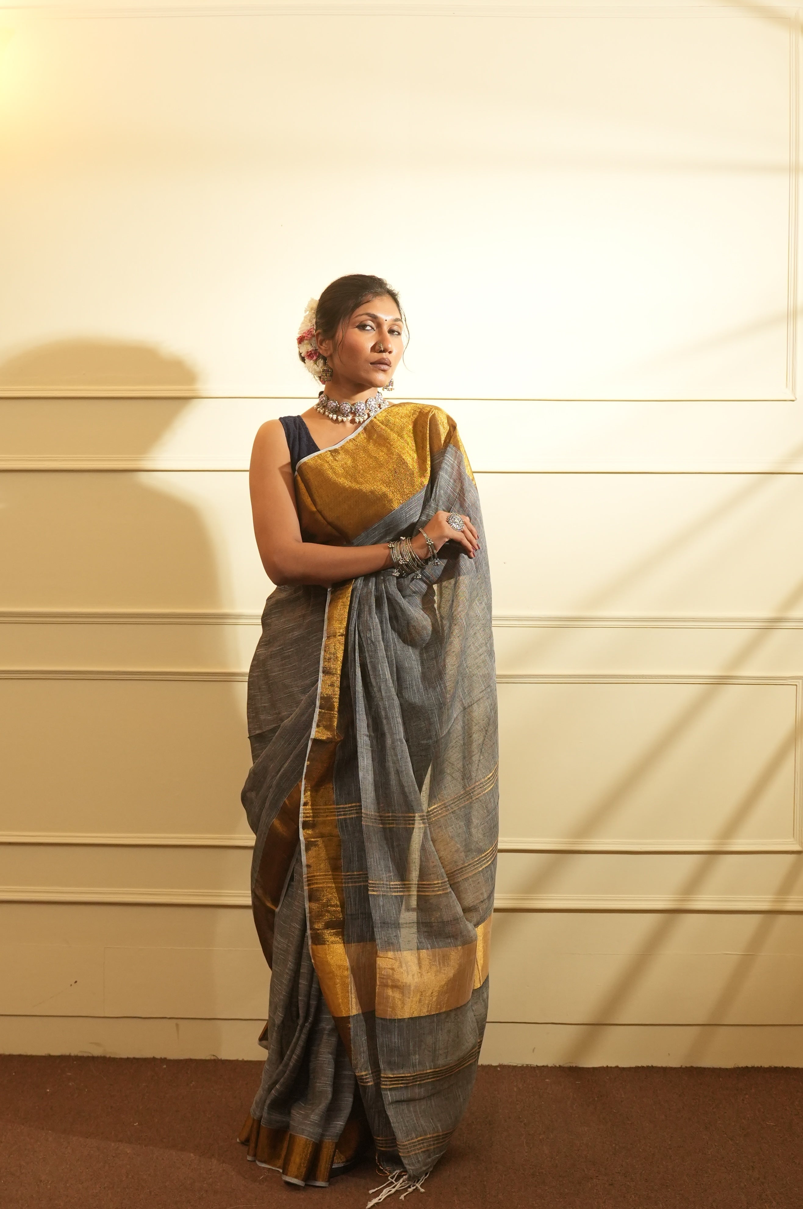 Rangdhaaga Grey with Golden Border Linen Saree - By Shreya