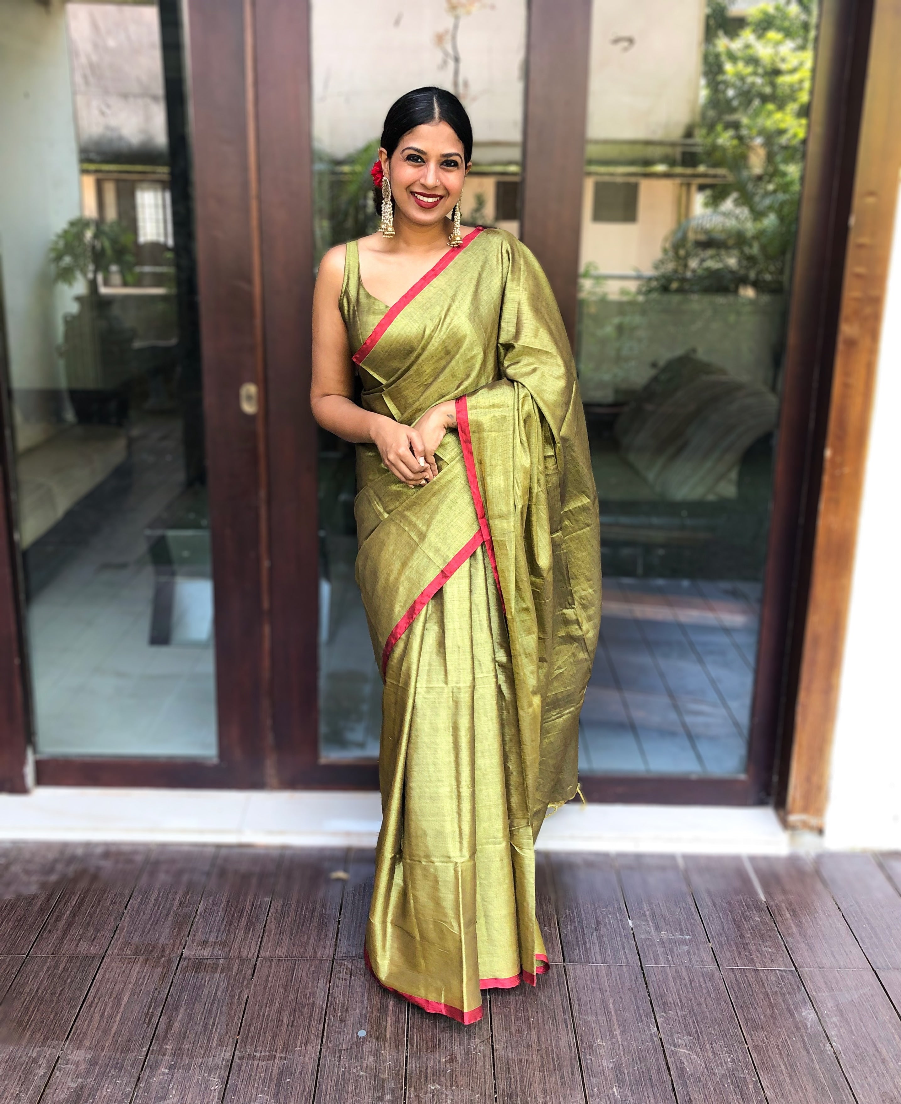 Rangdhaaga mustard Golden With Red border Raga Tissue Saree