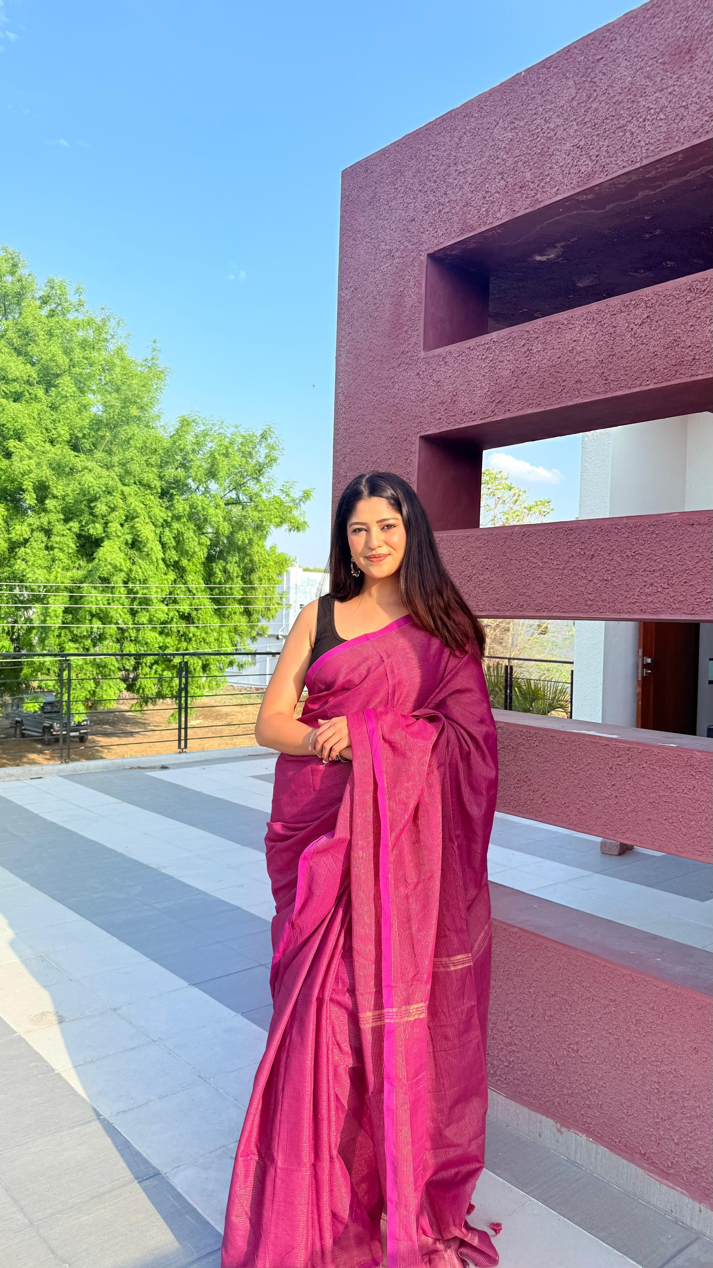 Rangdhaaga Magenta mini Zari Lining Cotton Saree