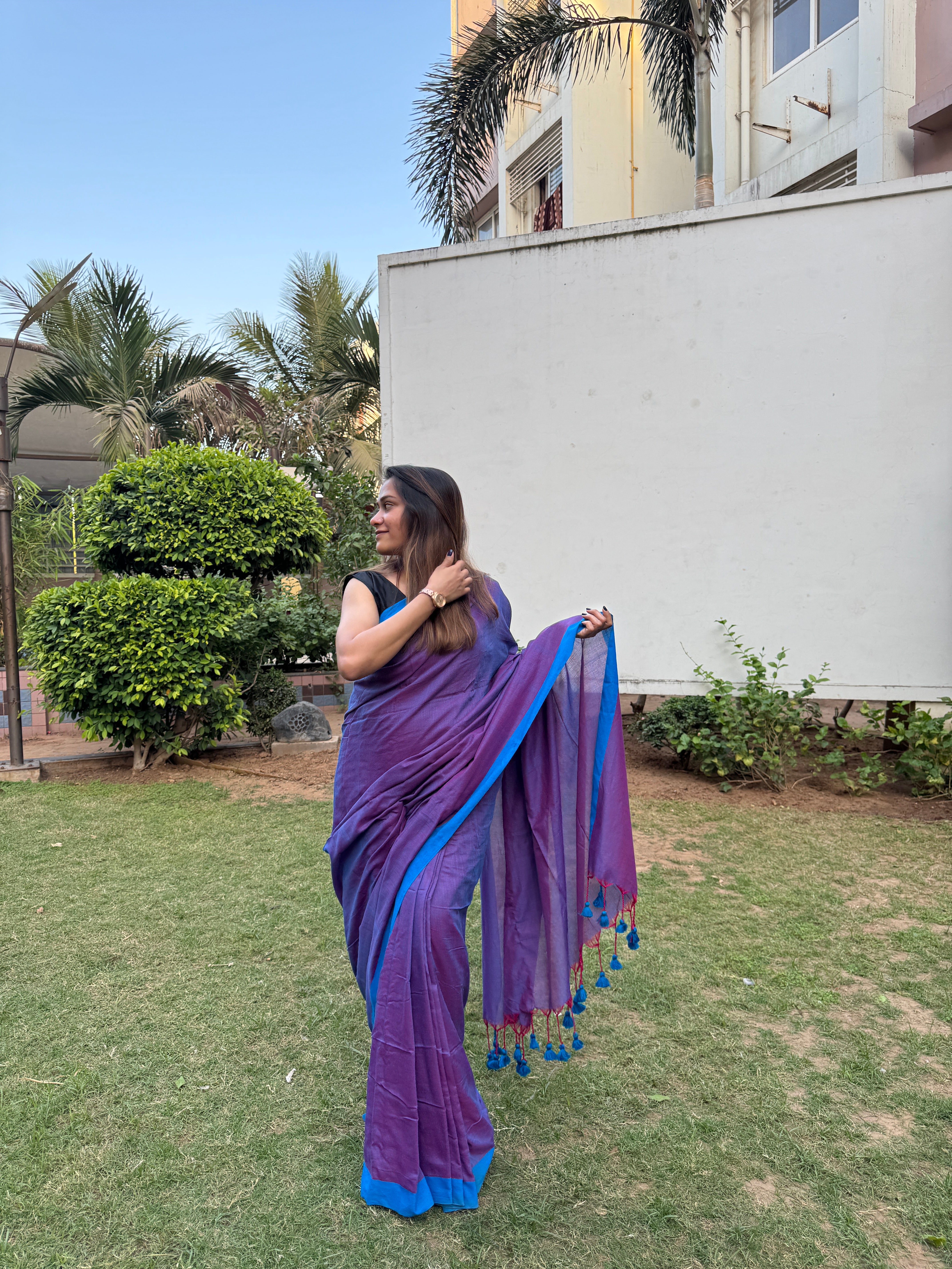 Rangdhaaga Purple contrast blue border cotton saree by Zarna