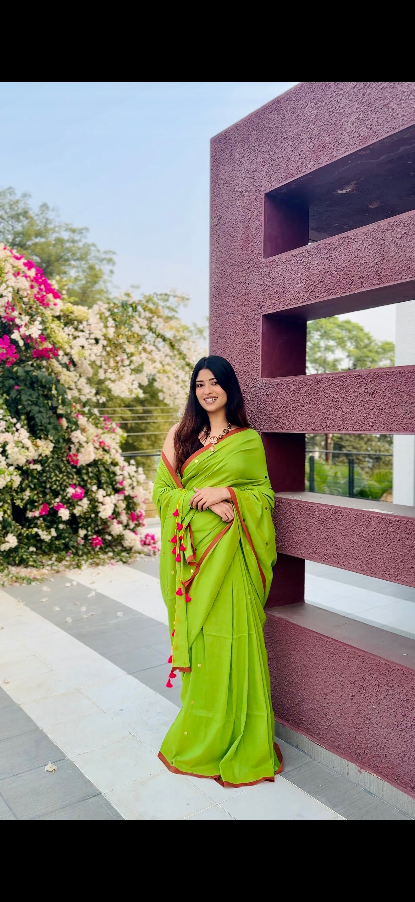 Rangdhaaga Neon Green with Red Border Sequence Cotton Saree