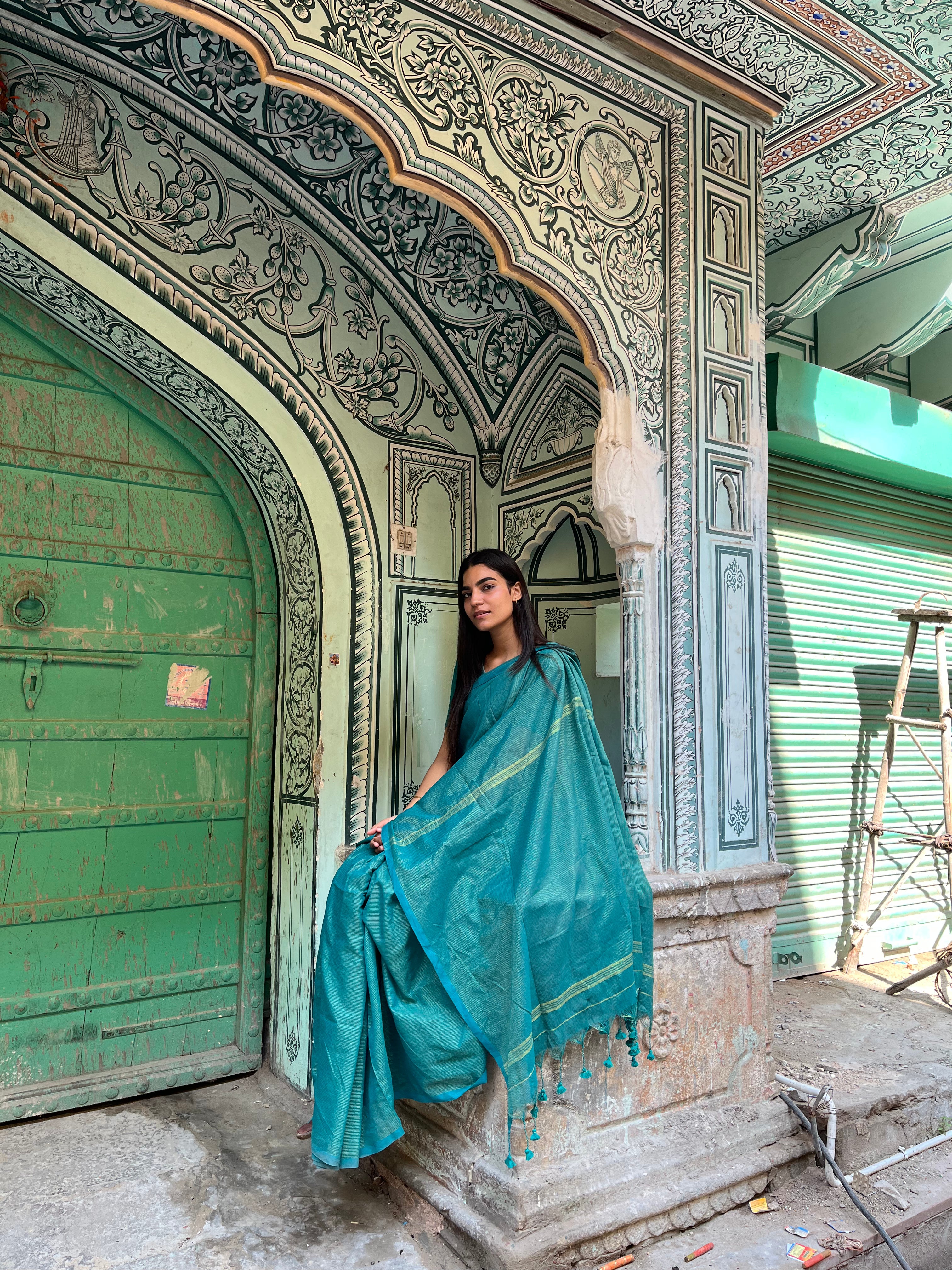 Rangdhaaga peacock green mini zari lining cotton saree