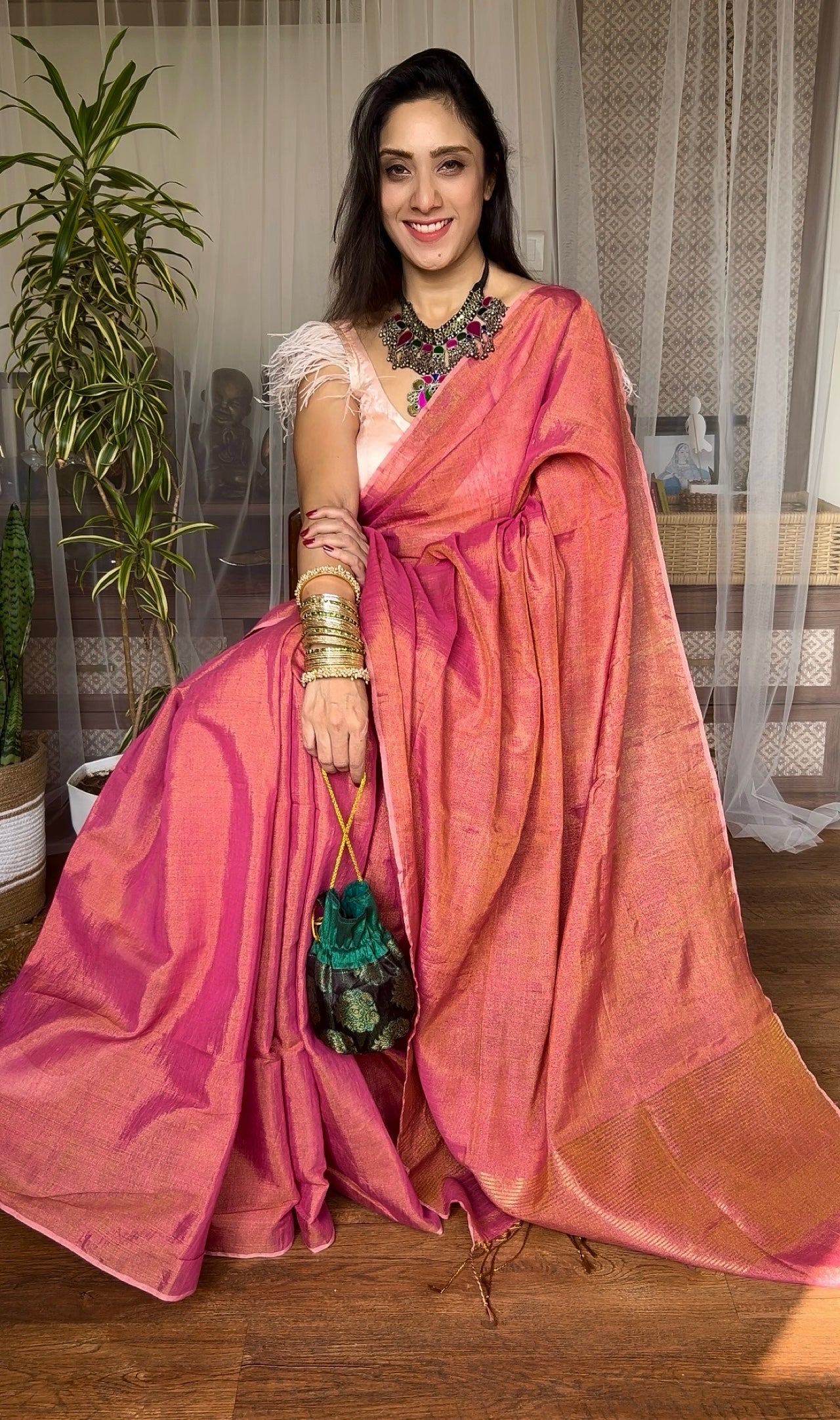 Rangdhaaga pink With golden dual tone tissue Linen Saree