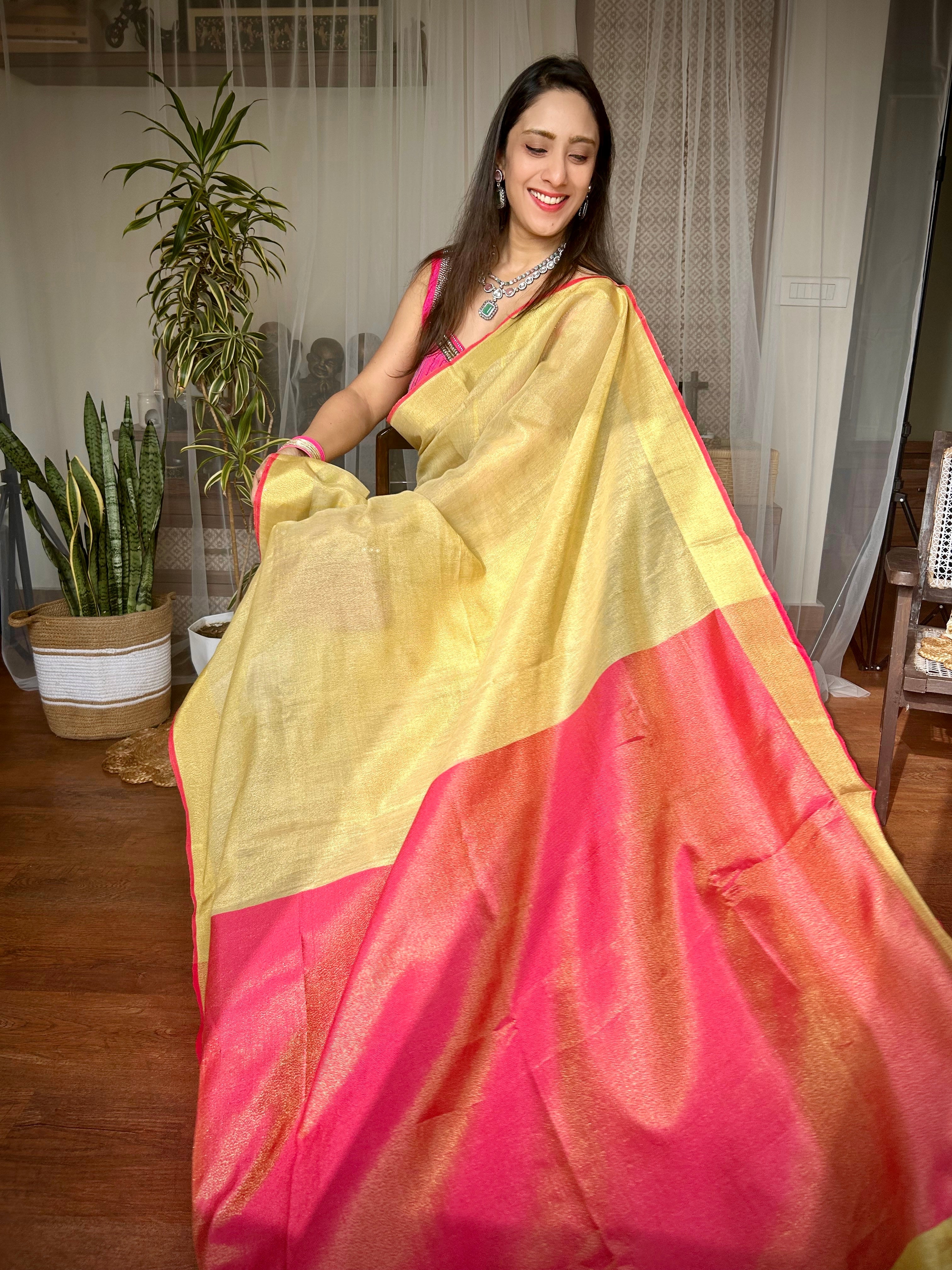 Rangdhaaga Neon Green with Golden Zari Border Metallic Tissue Linen Saree