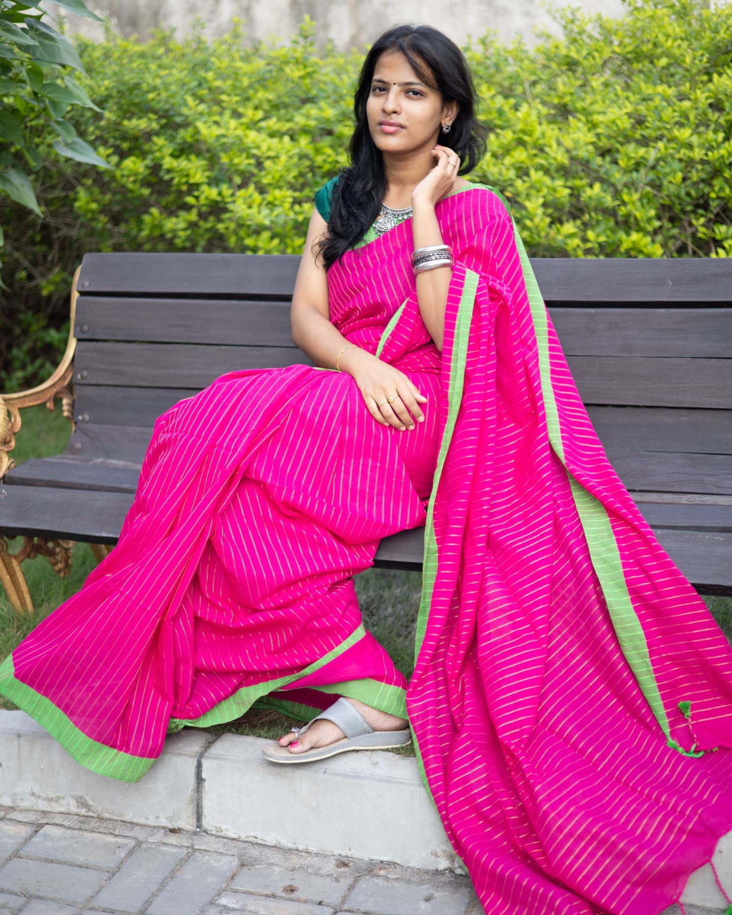 Zari lining saree pink and apple green border