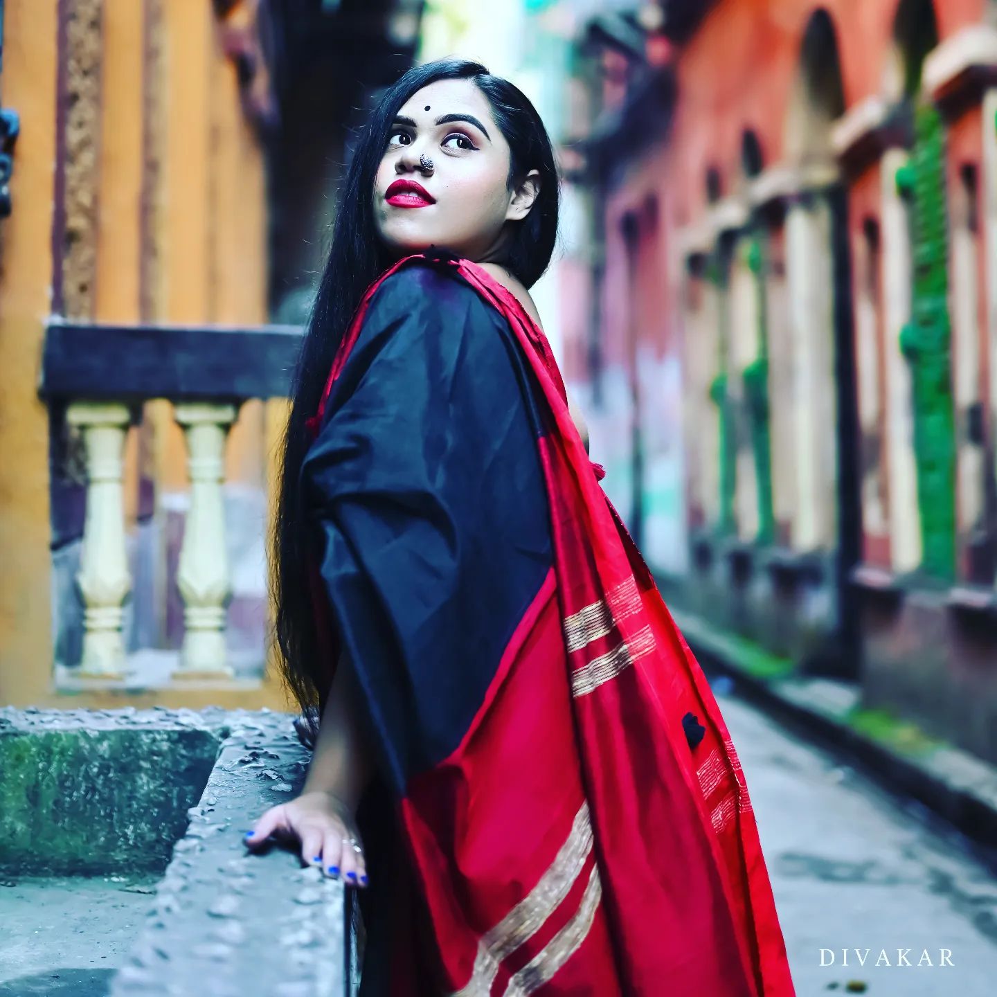 Rangdhaaga Cotton Silk Black & Red Saree