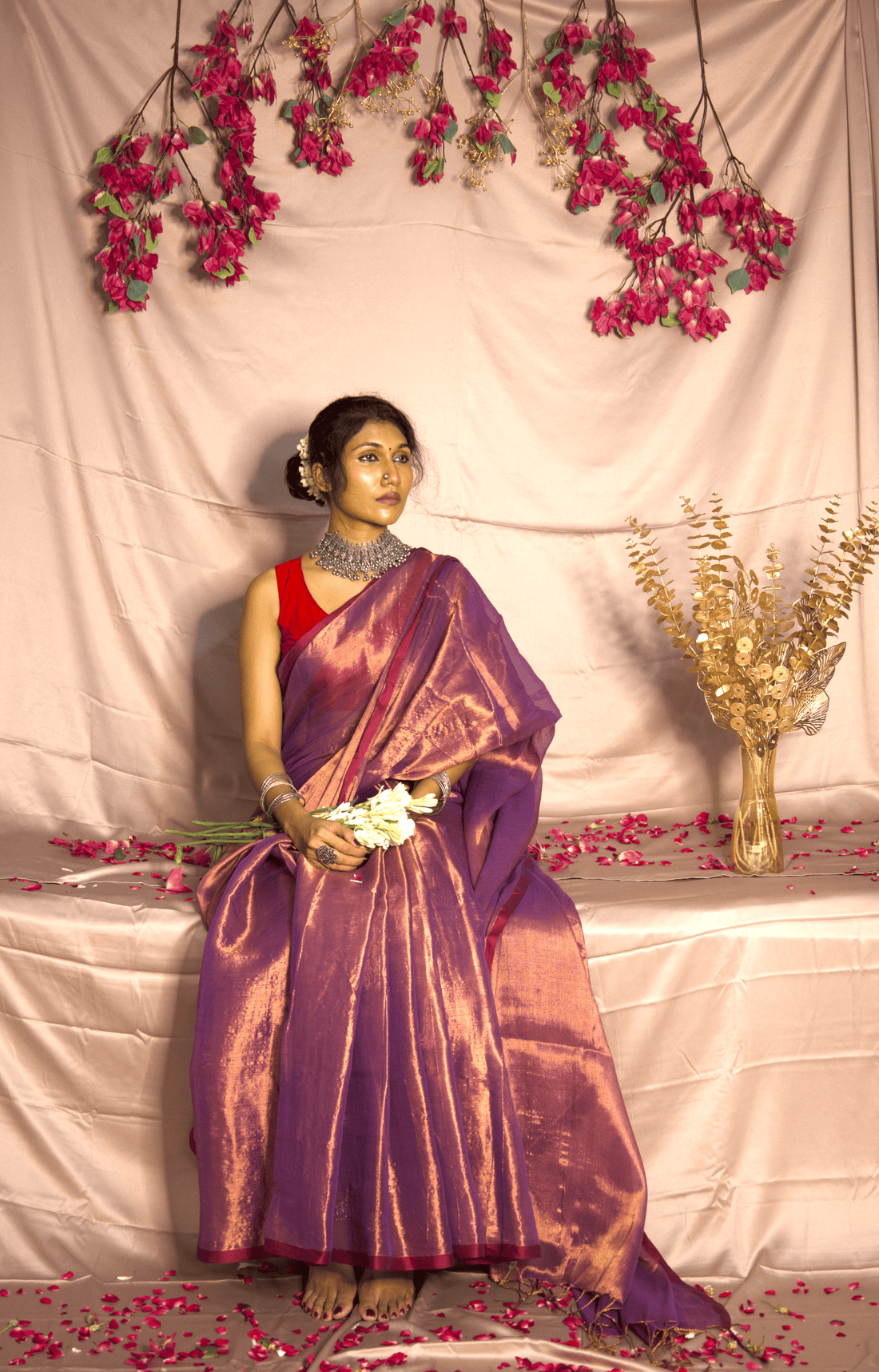 RangDhaaga Lilac Lavender with red border Raga Tissue Saree