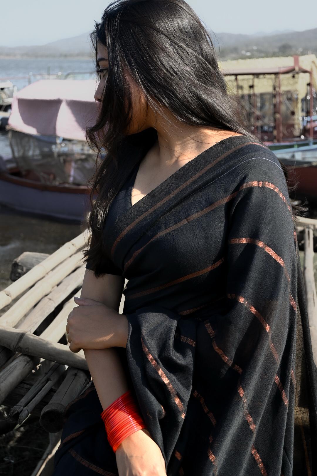 Rangdhaaga  Black with copper zari lining cotton saree by simran