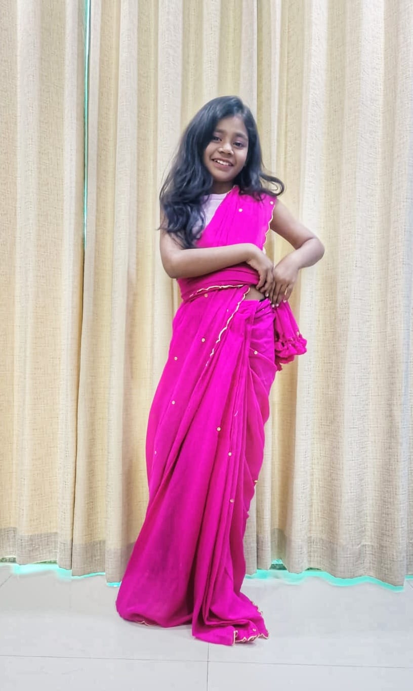 Rangdhaaga Pink Sequined Mulmul Cotton Saree